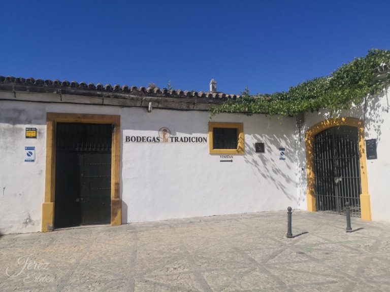 Startseite Beste Bodegas in Jerez - Bodegas Tradición Fass Sherry Flaschen Jerez