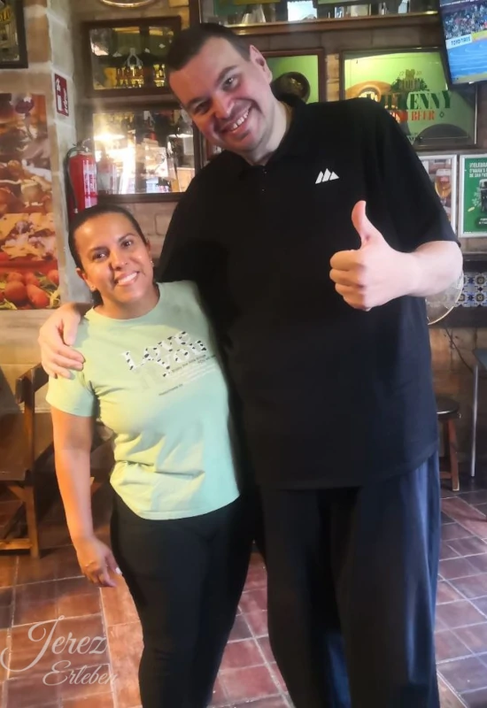 Sportsbar in Jerez - Los dos deditos, Kult Cervercía Sportsbar in Jerez - Los Dos Deditos