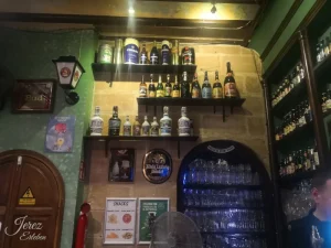 Sportsbar in Jerez – Los dos deditos, Kult Cervercía