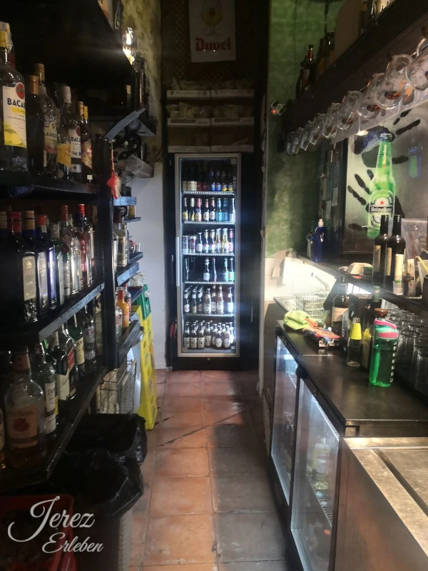 Sportsbar in Jerez - Los dos deditos, Kult Cervercía dosdeditos9